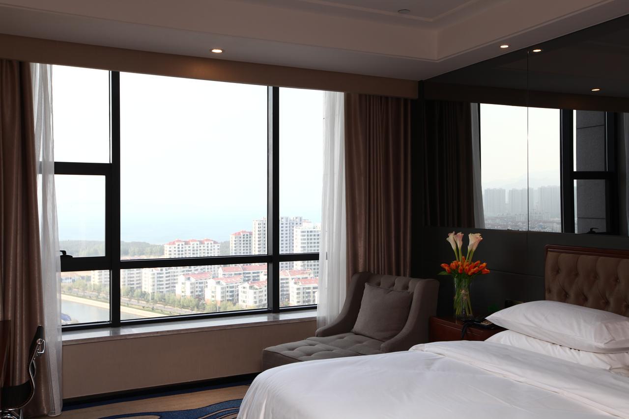 Weihai Long Yue International Hotel Экстерьер фото