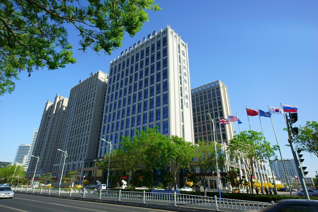 Weihai Long Yue International Hotel Экстерьер фото